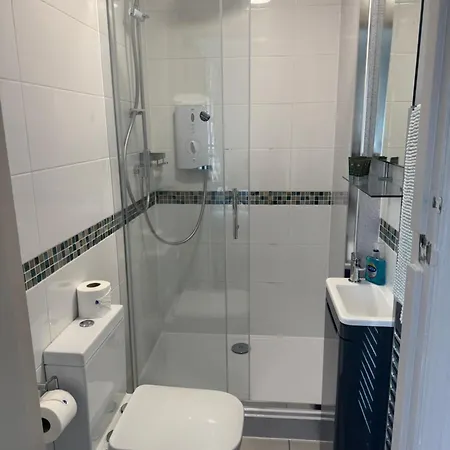 Downsfield 5*